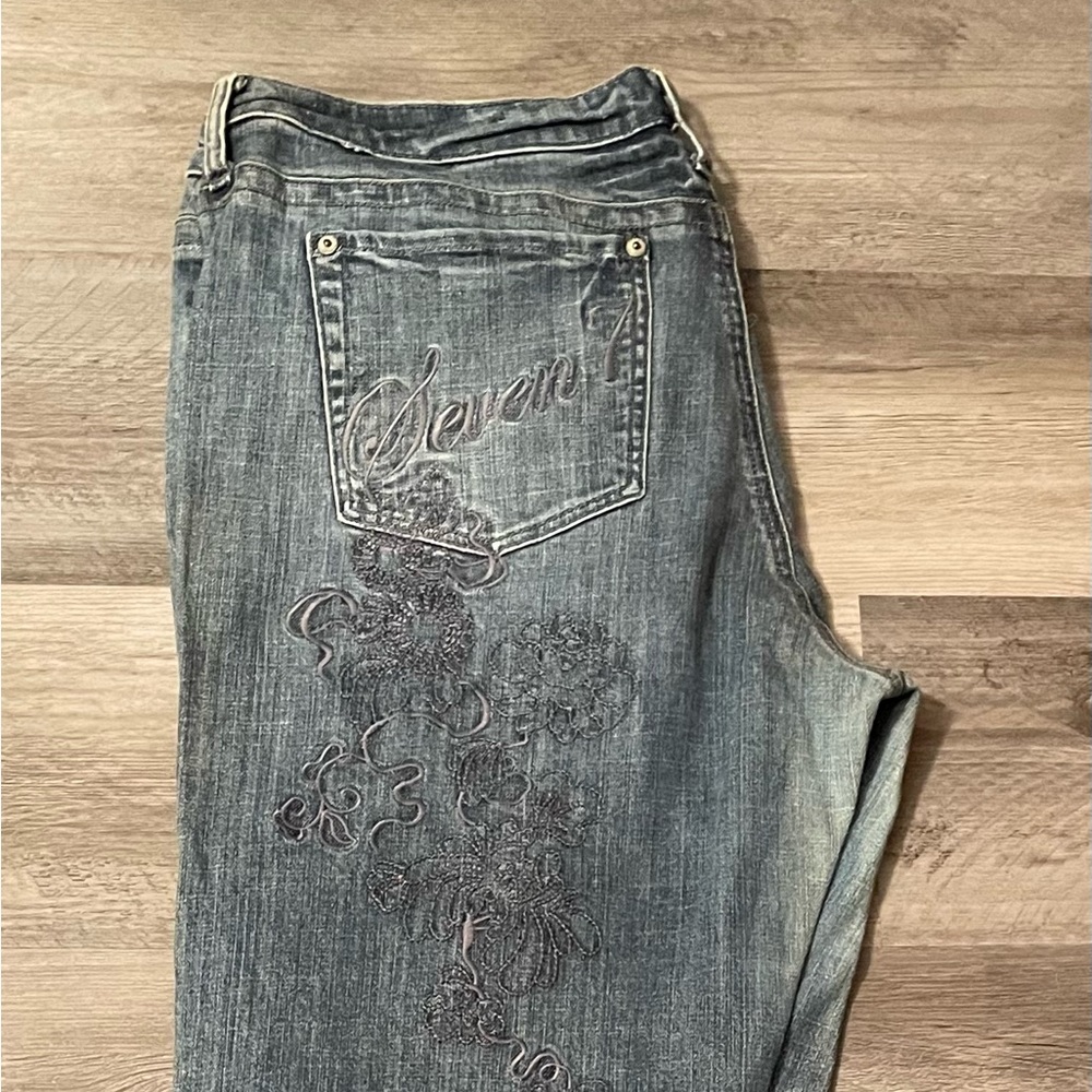 Seven7 embroidered jeans size18